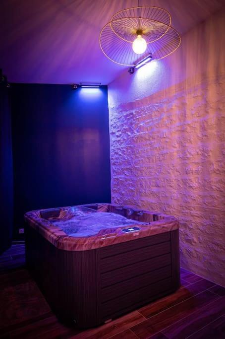 Love Room Spa Privatif Villefranche-sur-Saône Exterior foto
